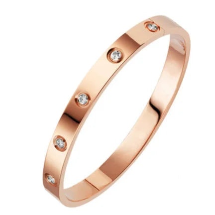 Everly Gold Cuff Bracelet