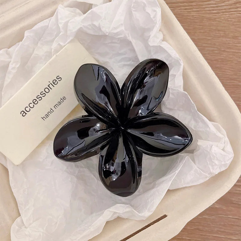 Bloom Hair Claw Clip