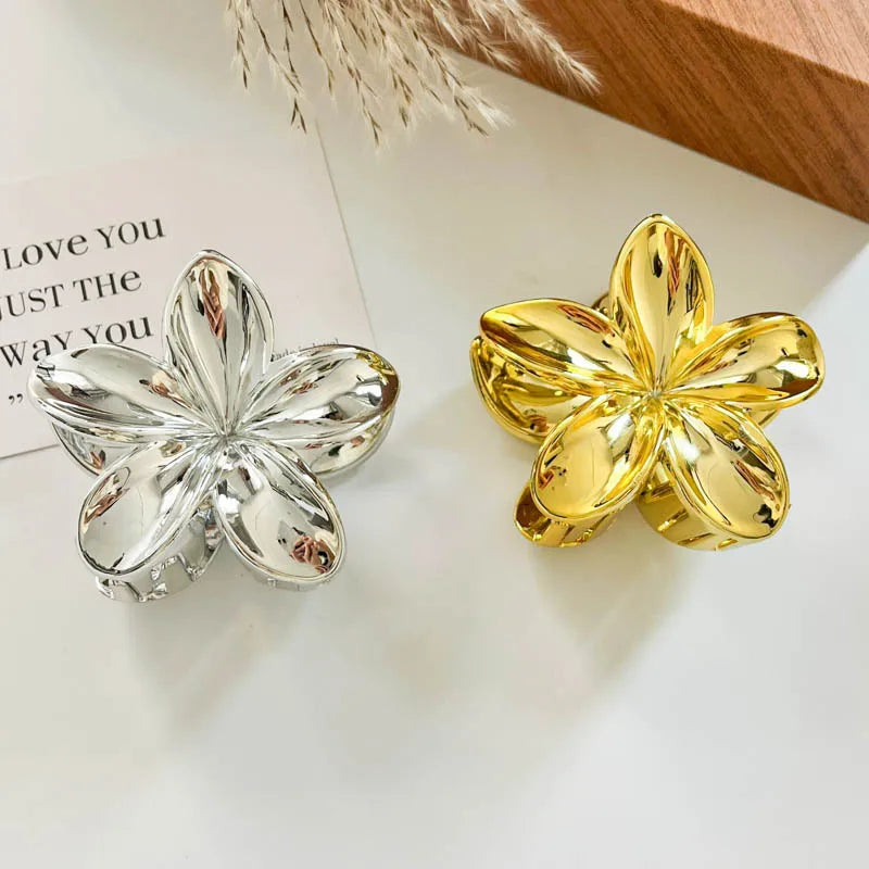Bloom Hair Claw Clip