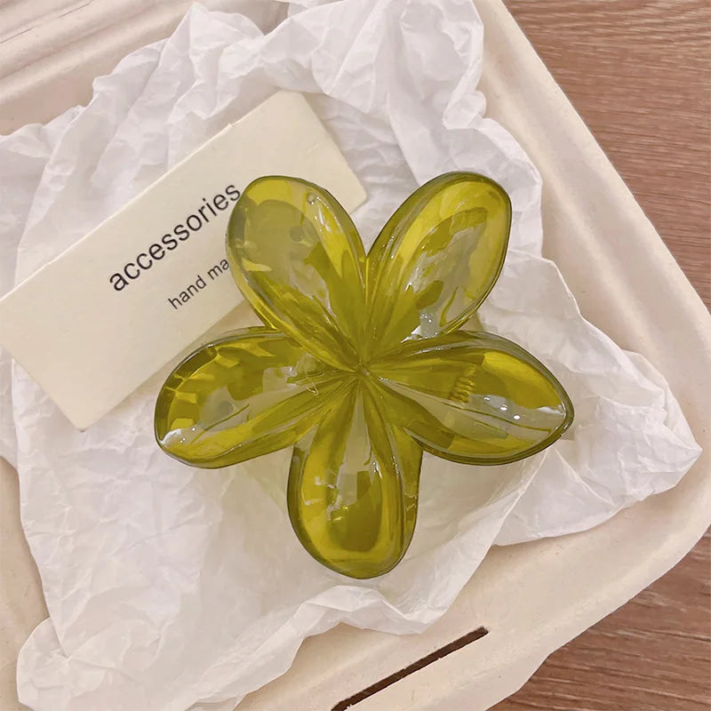 Bloom Hair Claw Clip