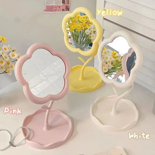 BloomGlow™ Flower Vanity Mirror