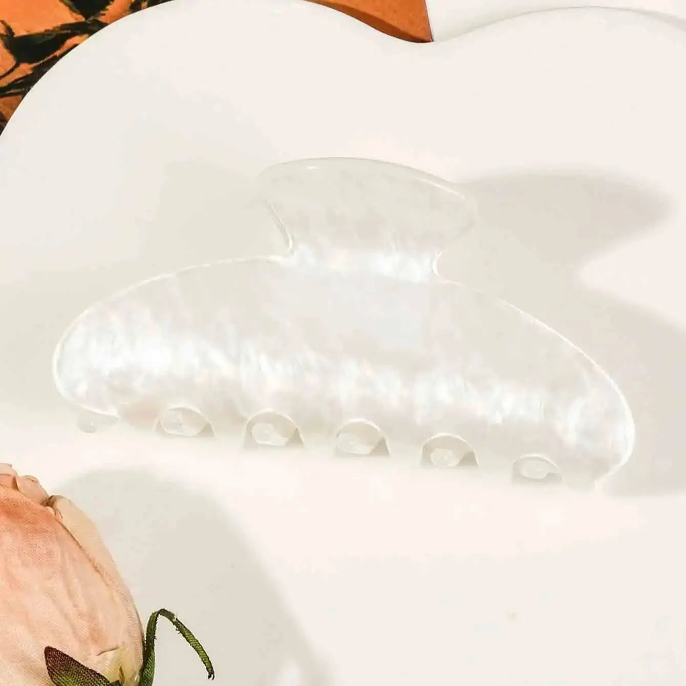 Cloud Luxe Hair Claw Clip