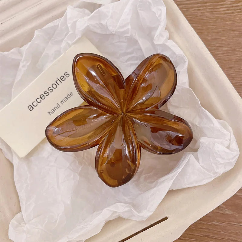 Bloom Hair Claw Clip