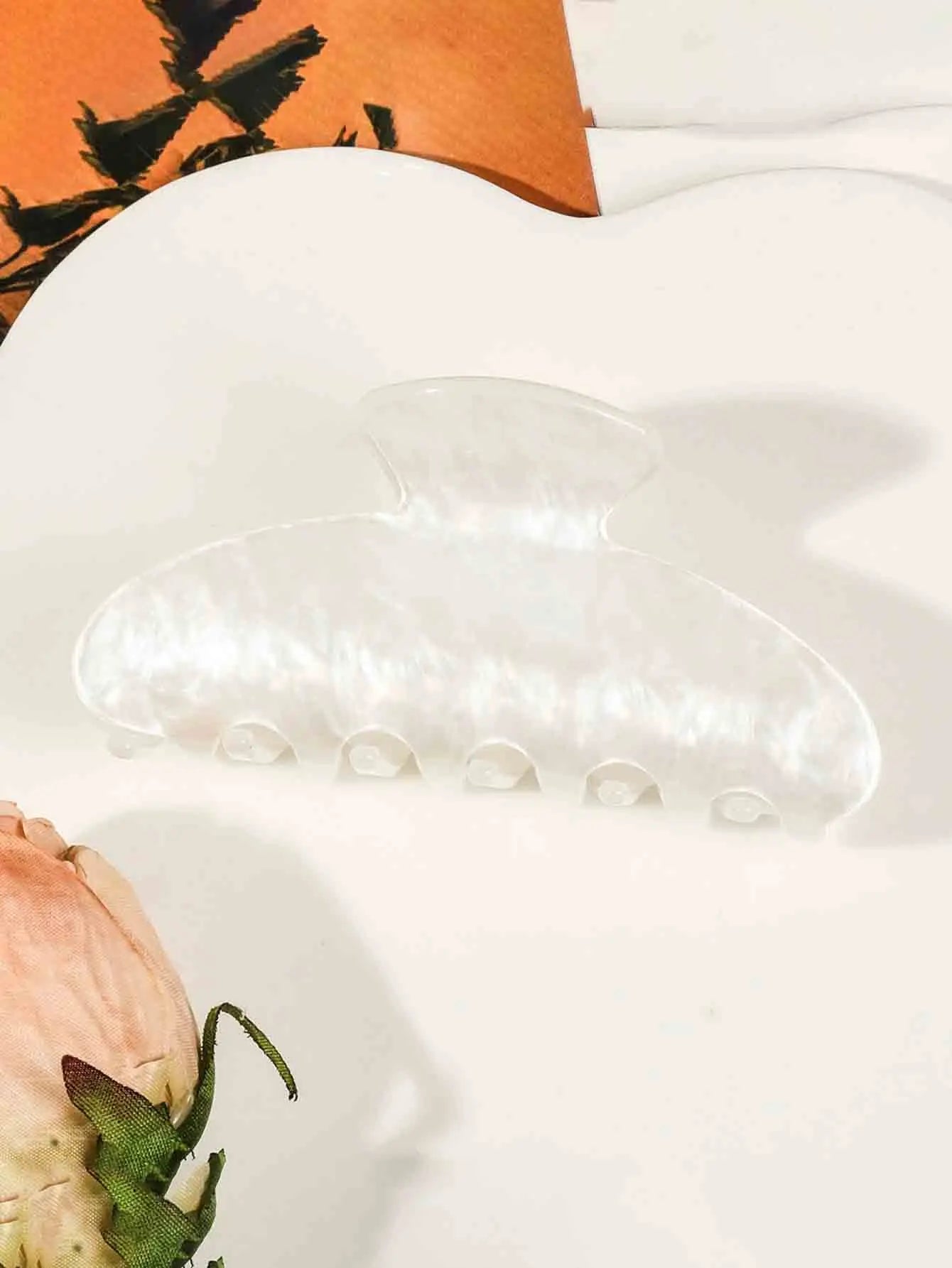 Cloud Luxe Hair Claw Clip